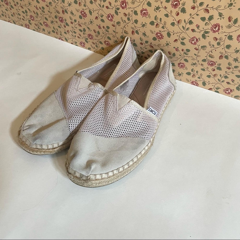 Womens’ TOMS